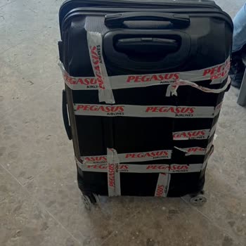 Pegasus Bavul Kırılması Sonucu