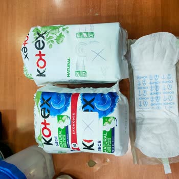 Kotex Sızdırıyor, Emmiyor