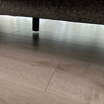 Vivense Anka Koltuk Takımı Ayak Kırıldı