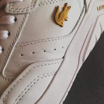 Lacoste.com.tr Den Aldığım Ayakkabı Hasarlı Geldi