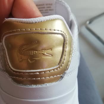 Lacoste.com.tr Den Aldığım Ayakkabı Hasarlı Geldi