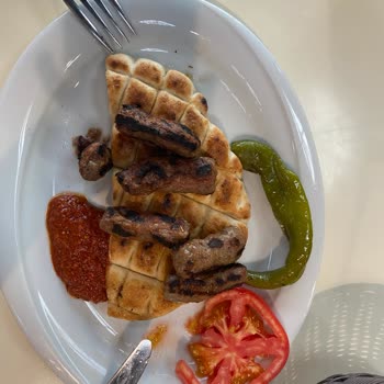 Forum İstanbul Cızbız Köfte Memnuniyetsizliği