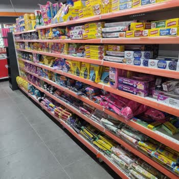 Onur Hipermarketleri Ürün Etiketlerini Kaldırmış