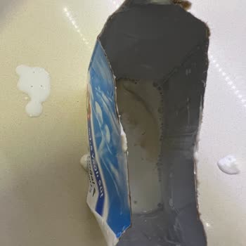 Pınar Markasının 4'lü Sütü Bozuk Çıktı