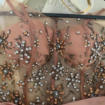 Elif Kuru Temizleme (Kağıthane) İşini Bilmeyen Kuru Temizleme İşletmesi