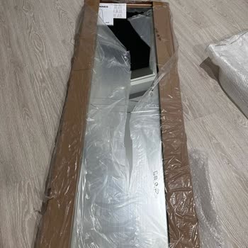 IKEA Çatlak Gelen Boy Aynası