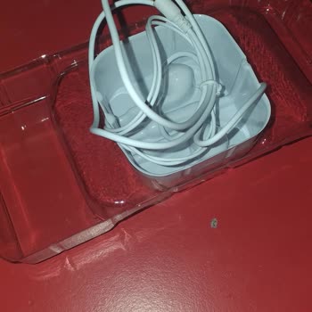 BİM M. Original Solo Kulaklık Faciası