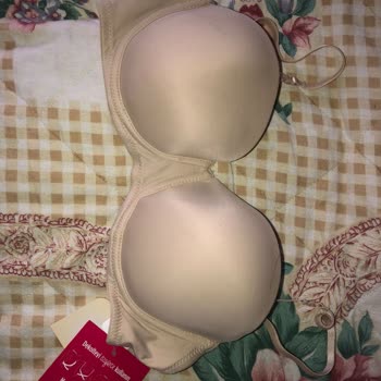 Penti Mürekkep Lekeli Ve Sütyen Aparatını Eksik Gönderdi!