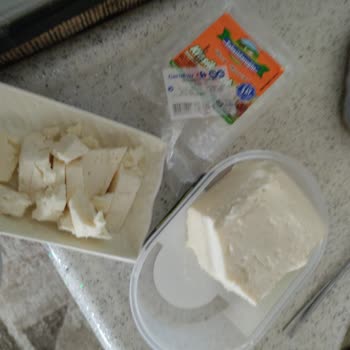 Tahsildaroğlu Ezine Peynir Den Gelen Ağır Bozuk Kokusu