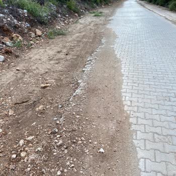 Kemer Belediyesi Tahrip Edilen Yolumuzun Düzeltilmesi