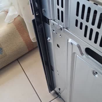 Bosch HBJ558YS0T Oven Came Damaged And They Still Haven't Changed It