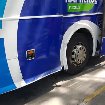 Kamil Koç Hasarlı Otobüs İle Yol Aldı!