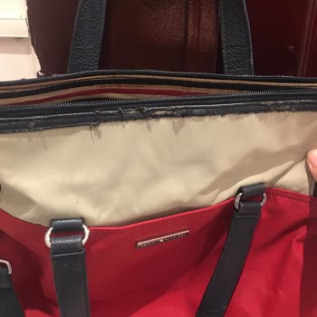 Dolap Uygulamasında Hakarete Uğradım, Muhatap Yok!