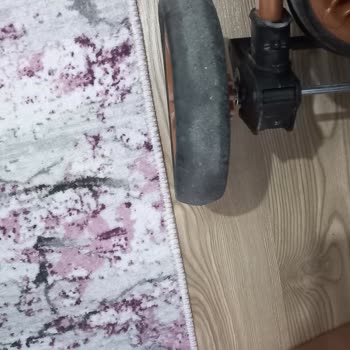 Baby Force Tekerlekler Yamuldu 5 Defa Kısa Mesafede Kullandım