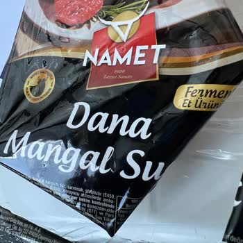 Namet Sucuk İçinde Metal Parça Çıkması