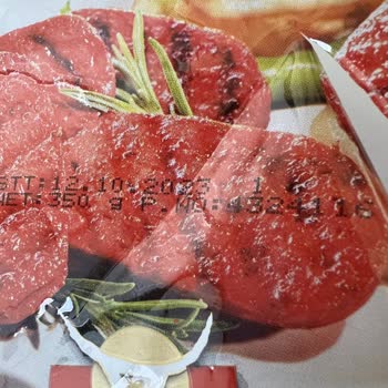 Namet Sucuk İçinde Metal Parça Çıkması