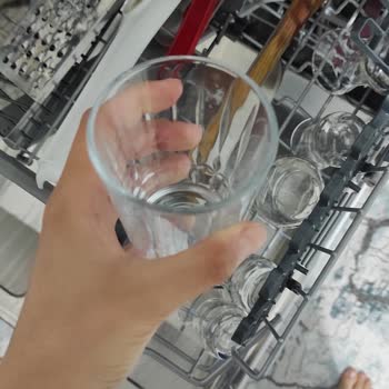 Arçelik 6155 Arıza Var Ve Kapak Atma Özelliği Her Programında Yok.