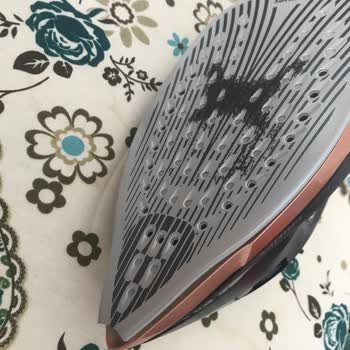 Philips Ev Aletleri Philips Azur Ütü Ucu Kırıldı, Tamir Edilmedi, Tabanı Çok Kalitesizmiş