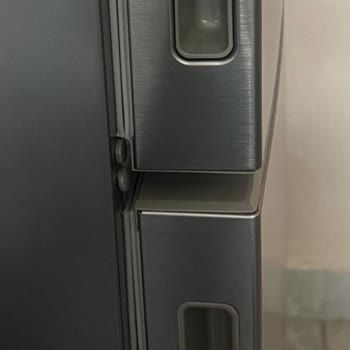 Beko Birbirinden Farklı Dolap Kapağı