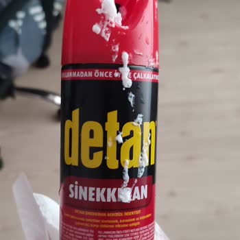 Detan Sinek Öldürücü Değil Sinekler İçin Deodorant Galiba!