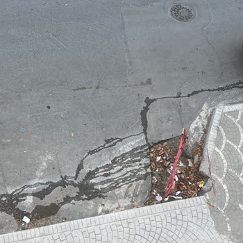 Gaziosmanpaşa Belediyesi Kapatılmayan Kazı Çalışması