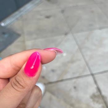 Beauty Seher Ergün Protez Tırnak İşlemi