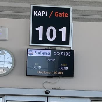 SunExpress Hava Yolları Sun-Express Diyarbakır-İzmir Uçuşlarında Sürekli Rötar Yapılması