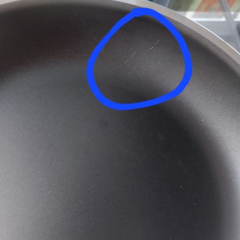 IKEA Çizik Teflon Tava