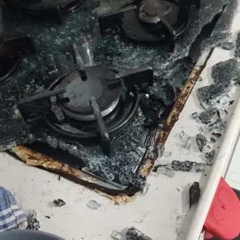 Simfer Ankastre Ocak Camı Patladı