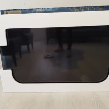 Onvo Marka Televizyonum Servis Açılımında Kırık Çıktı