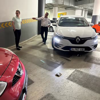 Kadıköy Nissan Tepretoğulları Yetkisi Servisi Aracım İle Kaza Yaptı