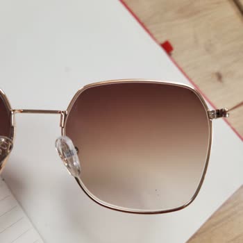 Atasun Optik Kalitesiz Ürün, Geç Teslim Edilme