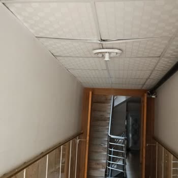 Arçelik Servis Elemanı Binaya Hasar Verdi!