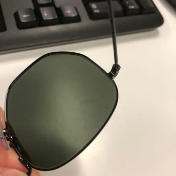 Rayban Güneş Gözlüğü Cam Lekesi Sorunu