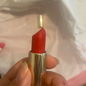 Sephora Kullanılmış Ruj Gönderdi