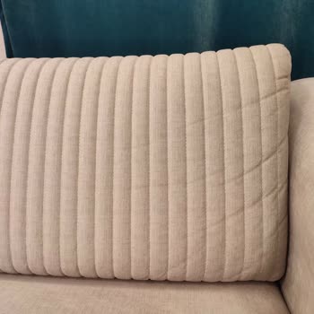 Bellona Sanvito Çok Kırılgan Hassas Bir Koltuk