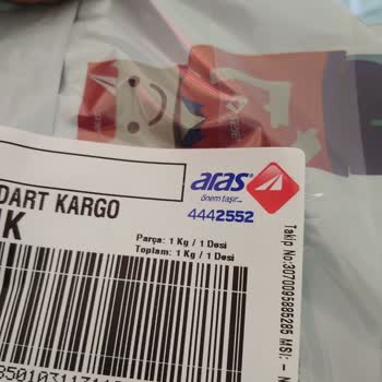 Flormar Yanlış Yolladığı Ürün Siparişimin Kargosunu Hala Çıkarmadı