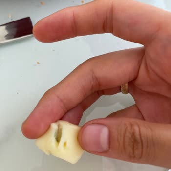 İçim Kaşar Peyniri Küflü Çıktı