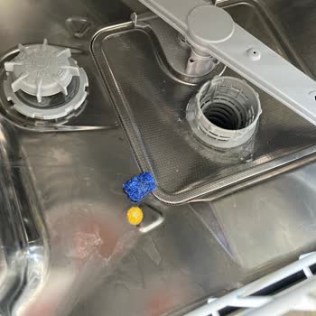 Pril Bulaşık Tableti Çözülmüyor