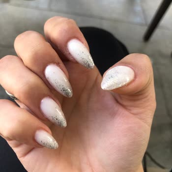 Gis Nail Bar Manikür Kötü Yapıldı