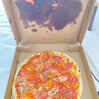 Domino's Pizza Hizmet Çok Kötü
