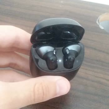 JBL 225 Tws Kulaklık Şarj Almıyor.