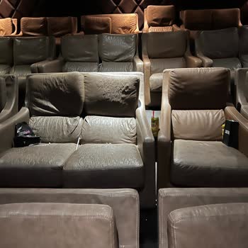 Cinema Pink Beylikdüzü Migros Sineması Çok Pis.