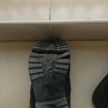 Emende Ayakkabı Hakiki Deri Diye Kalitesiz Dayanıksız Ayakkabı Sattı