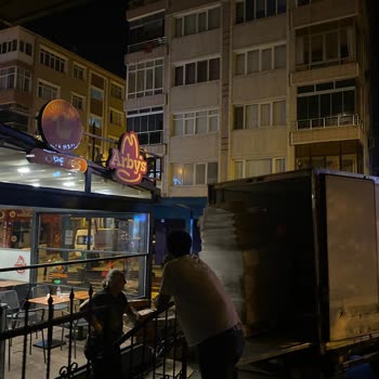 Popeyes Gürültü Ve Yüksek Ses