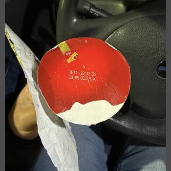 Algida Dondurma Yarım Çıktı!