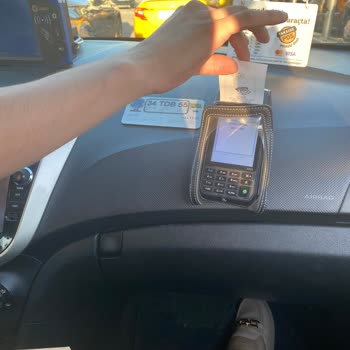 İBB - İstanbul Büyükşehir Belediyesi Taksimetre Açmadan Kafasına Göre Fiyat İstemek