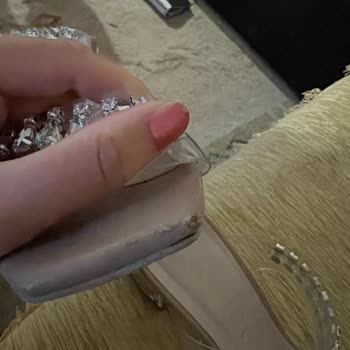 Shoeberry.tr (Instagram) Firmasının Kalitesiz Ayakkabı Satması