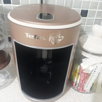 Tefal Kahve Makinesi Bozuldu, Alakasız Renkte Parça Takıldı