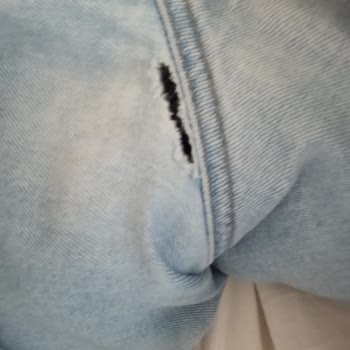 Morhipo Mavi Pantolon Yırtılması